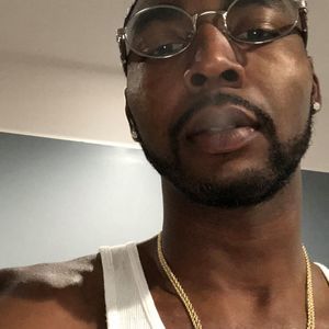 Meet your Posher, Derek